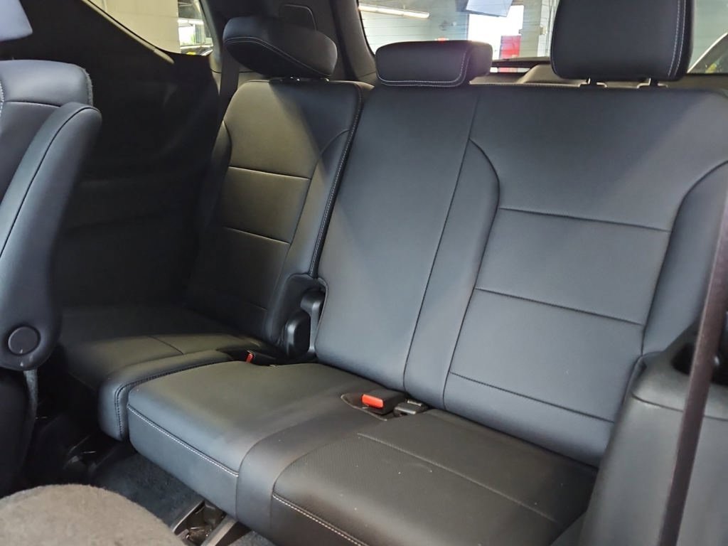 Used 2026 Gray Chevrolet LT image 9