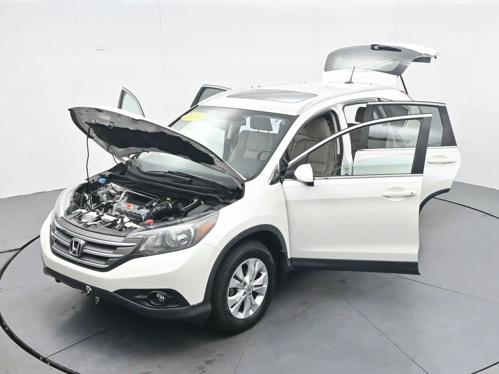 Used 2014 White Honda EX-L image 42
