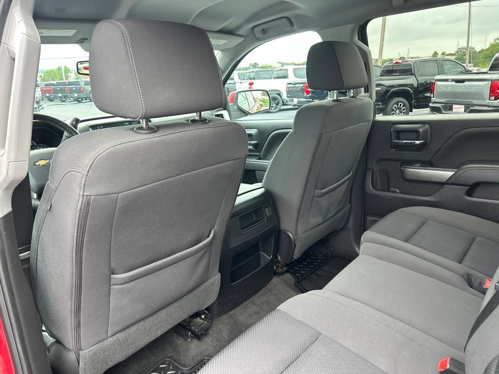 Used 2018 CAJUN RED TINTCOAT Chevrolet LT image 36