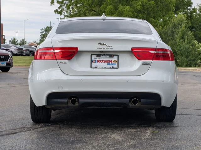 Used 2018 White Jaguar 25t R-Sport image 6