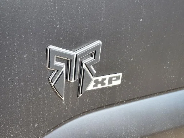 New 2026 Agate Black Metallic Ford F-250® Lariat® image 32