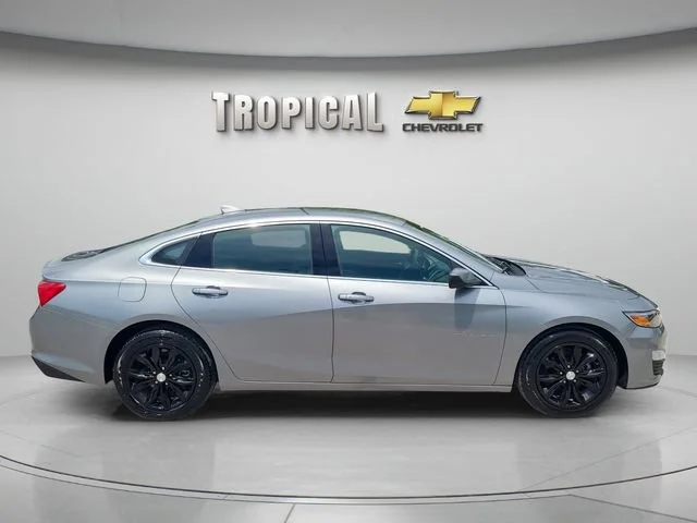 Used 2024 Sterling Gray Metallic Chevrolet 1LT image 6