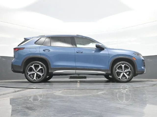 Certified Used 2026 Blue Volkswagen SE image 24