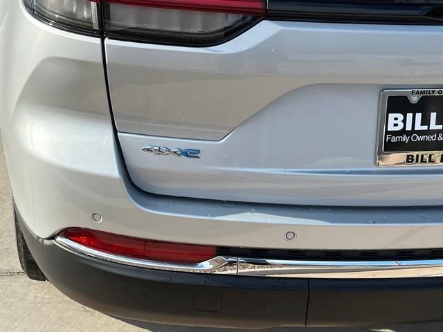 Used 2023 Silver Jeep 4xe image 8