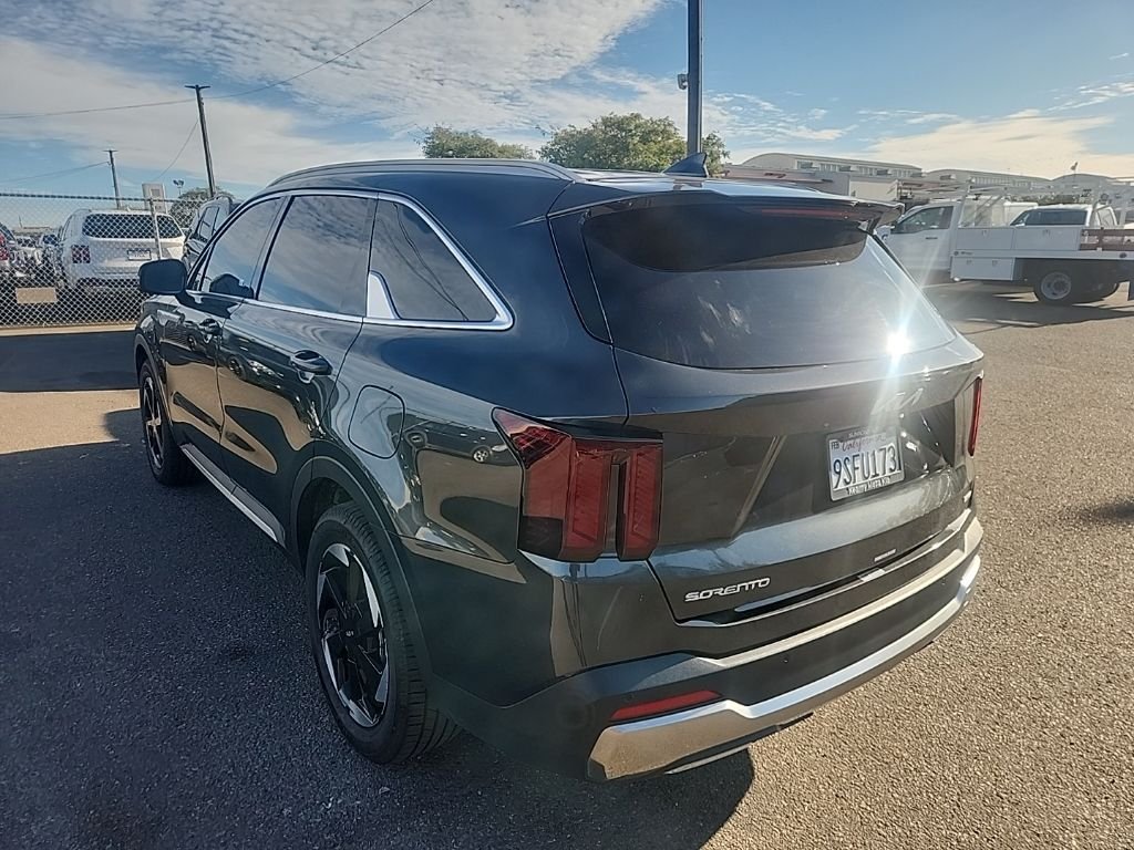 Certified Used 2025 Gray Kia EX image 11