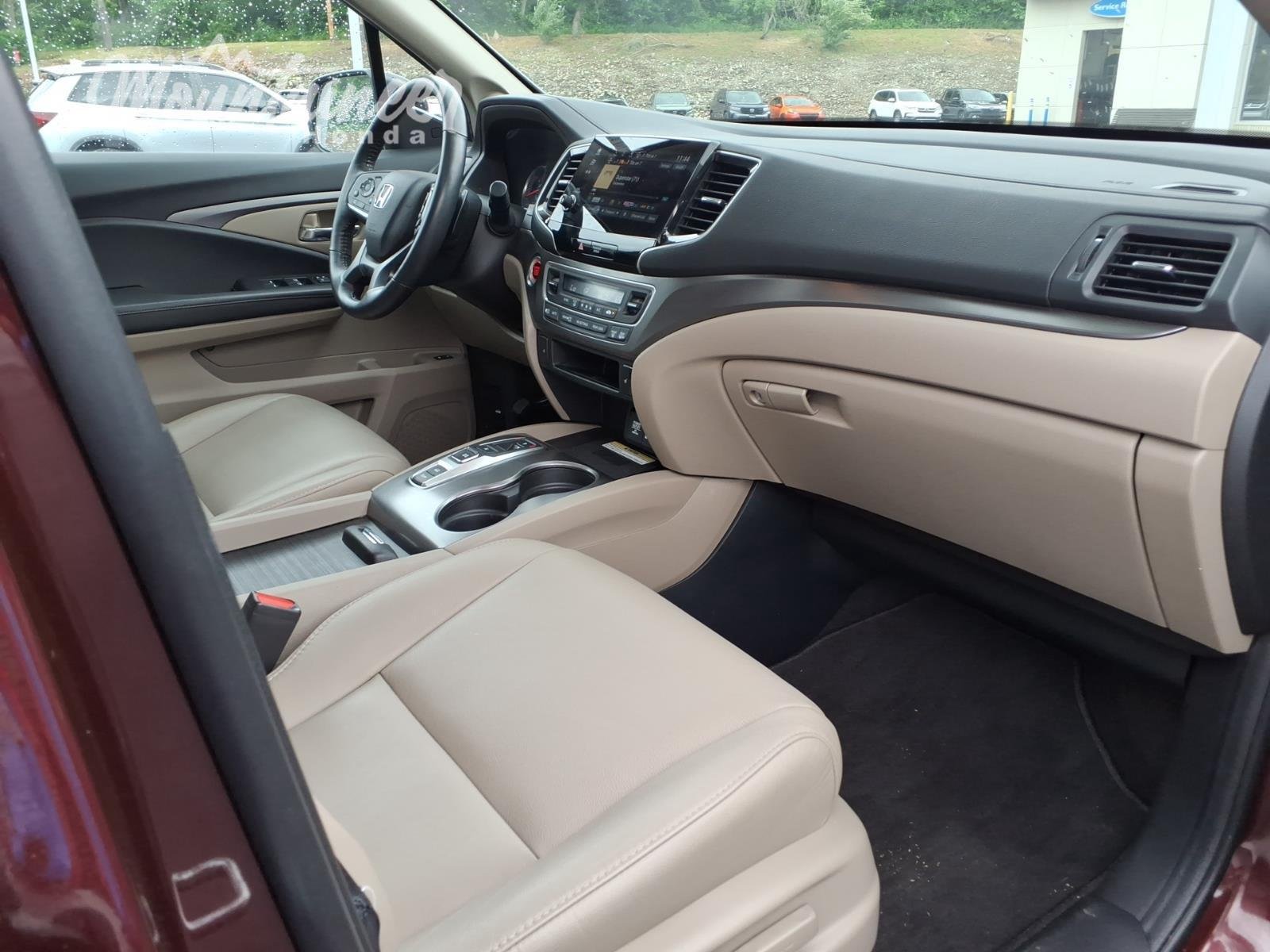 Used 2022 Deep Scarlet Pearl Honda SPECIAL EDITION AWD image 27