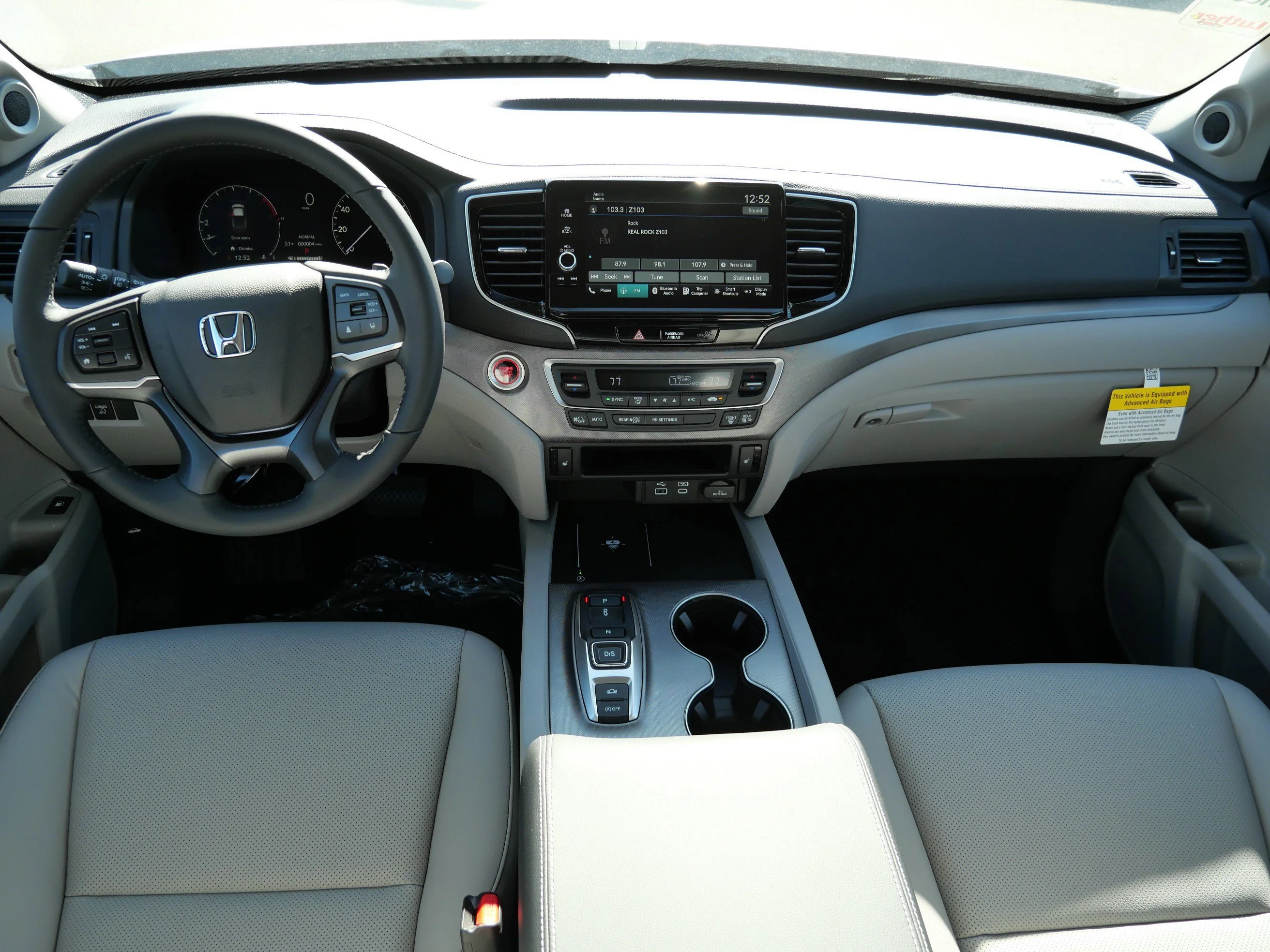 New 2026 Platinum White Pearl Honda RTL image 8