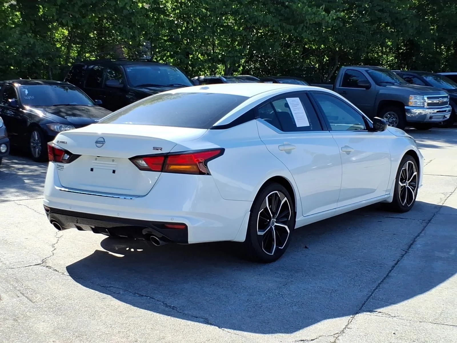 Used 2023 Pearl White Tricoat Nissan 2.5 SR image 8