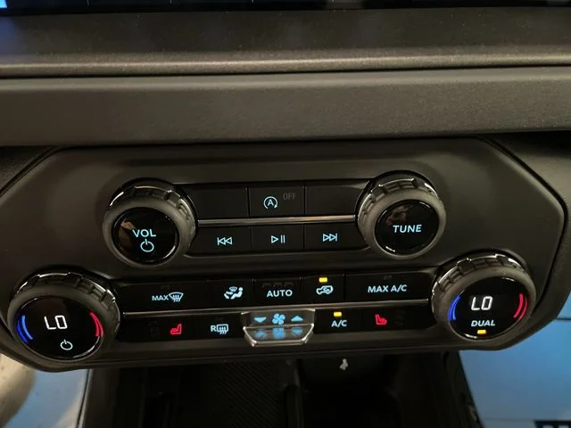 New 2026 Desert Sand Ford Big Bend® image 19