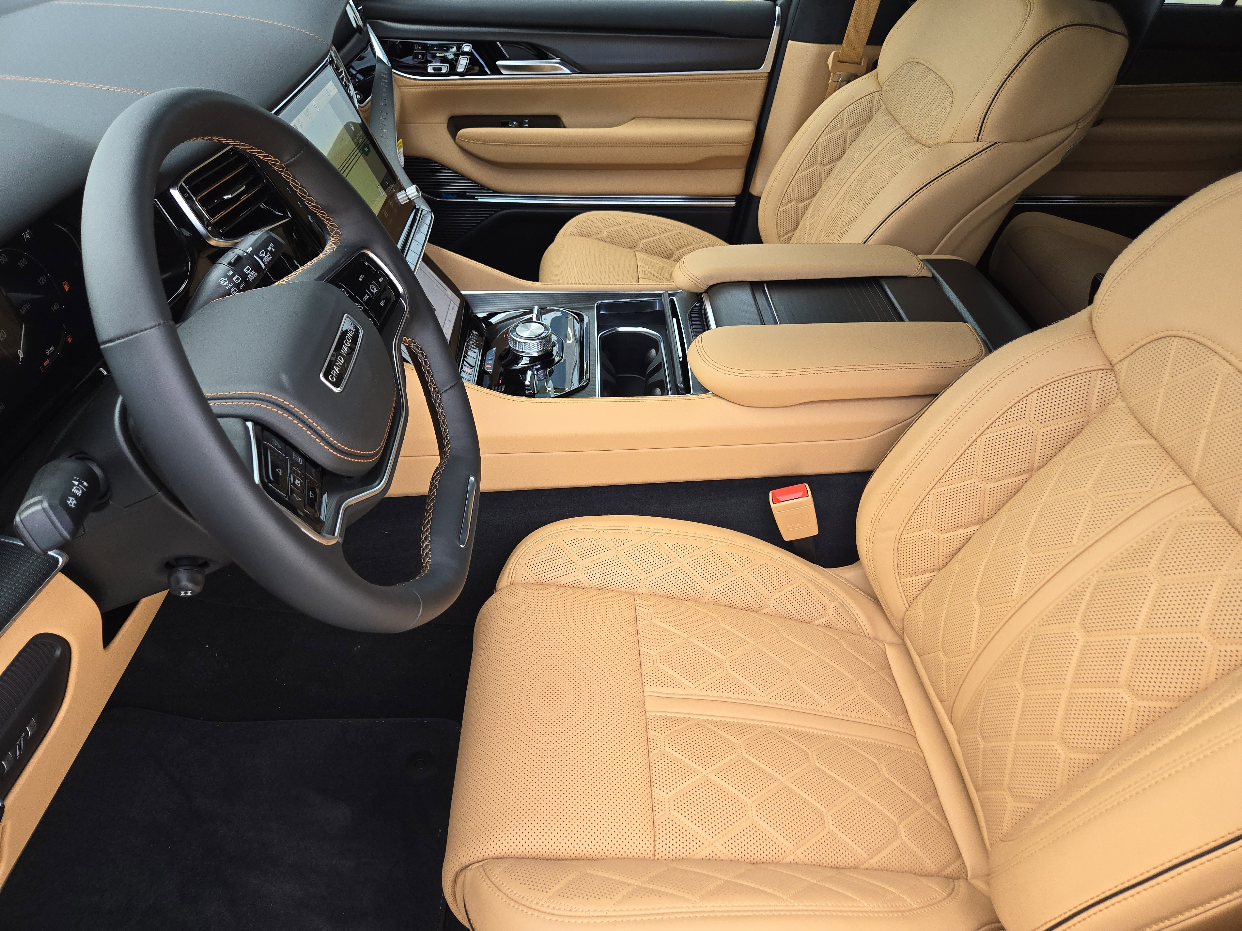 New 2026 High Gloss Black Exterior Paint Jeep Summit Reserve image 10