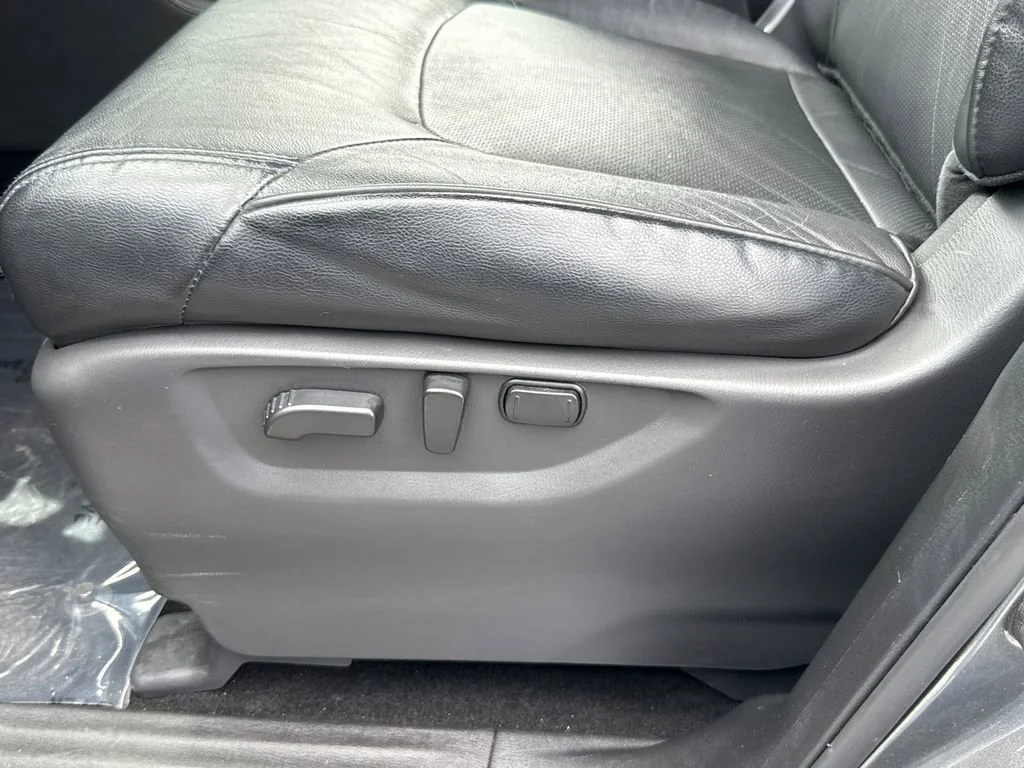 Used 2024 Gray Nissan SL image 26