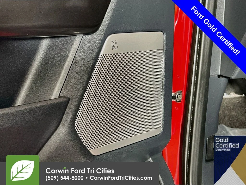 Used 2021 Rapid Red Metallic Tinted Clearcoat Ford XLT image 13