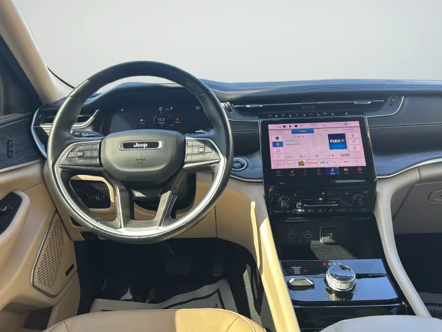 Used 2022 Red Jeep Limited image 11
