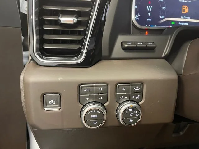 New 2026 Glacier White Tricoat GMC Denali image 31