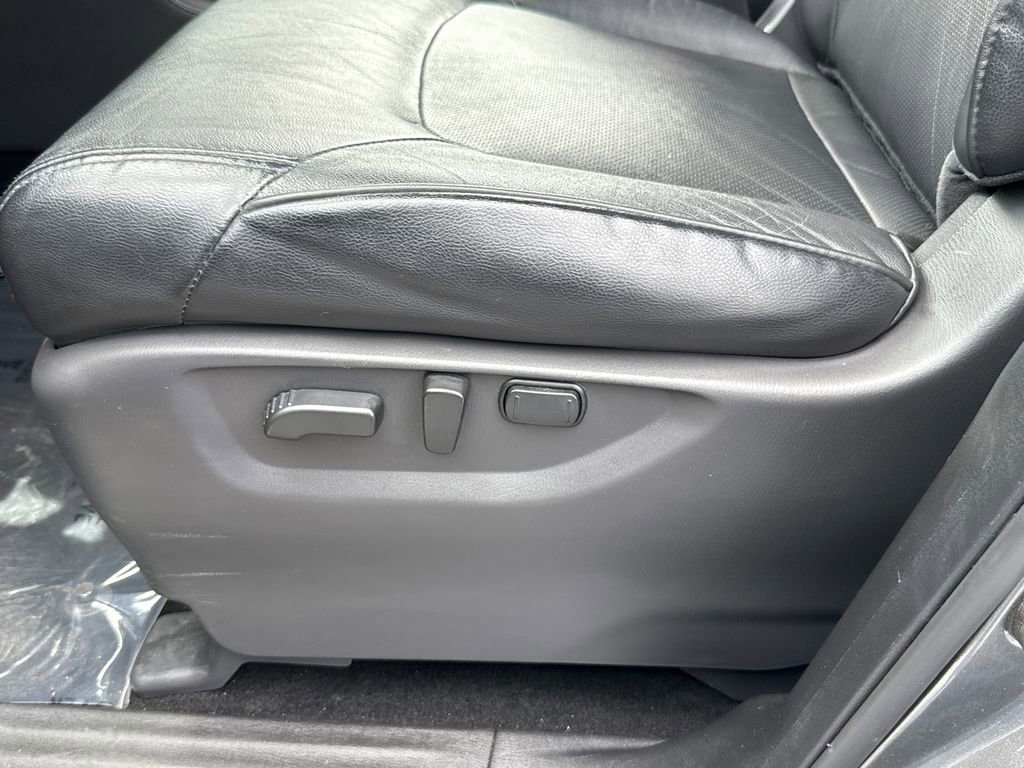 Used 2024 Gray Nissan SL image 26