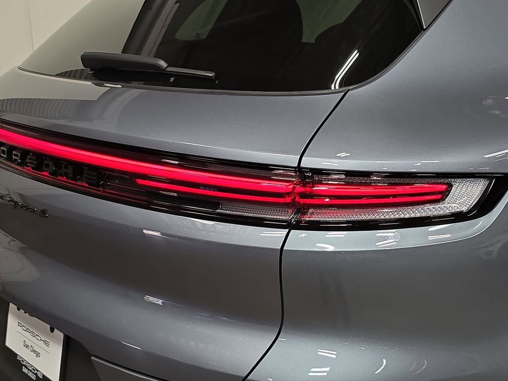 New 2026 Vanadium Grey Metallic Porsche S image 30