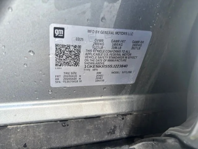 Used 2025 Silver GMC Elevation image 14