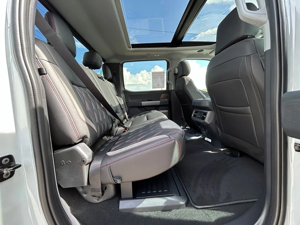 New 2026 Avalanche Ford Lariat image 34