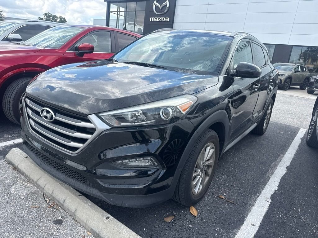 Used 2017 Black Hyundai SE image 1