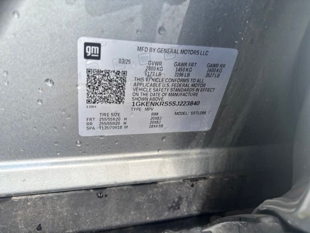 Used 2025 Silver GMC Elevation image 14