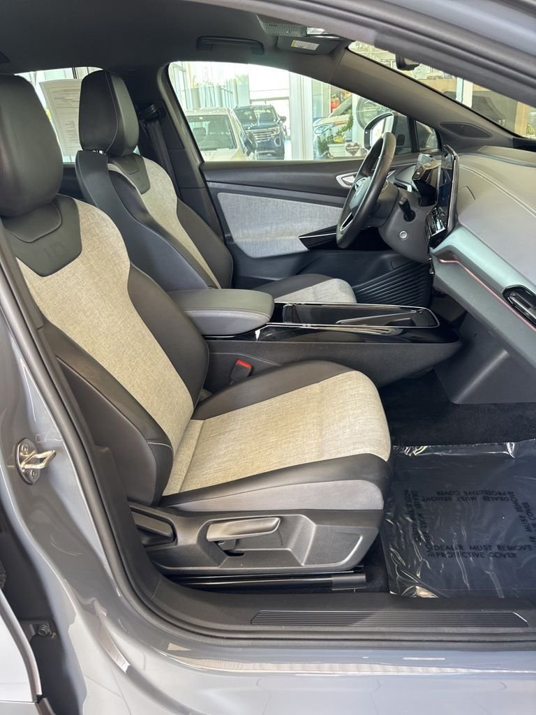 Certified Used 2023 Gray Volkswagen Pro image 9