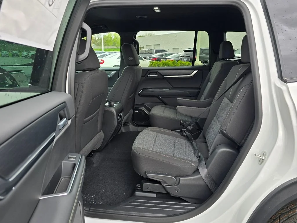 2026 GMC Acadia Elevation - Photo 25