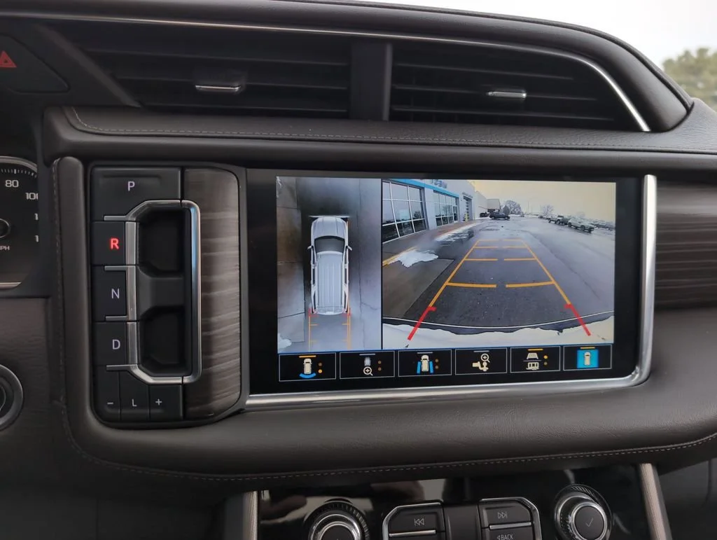 2021 GMC Yukon Denali - Photo 24