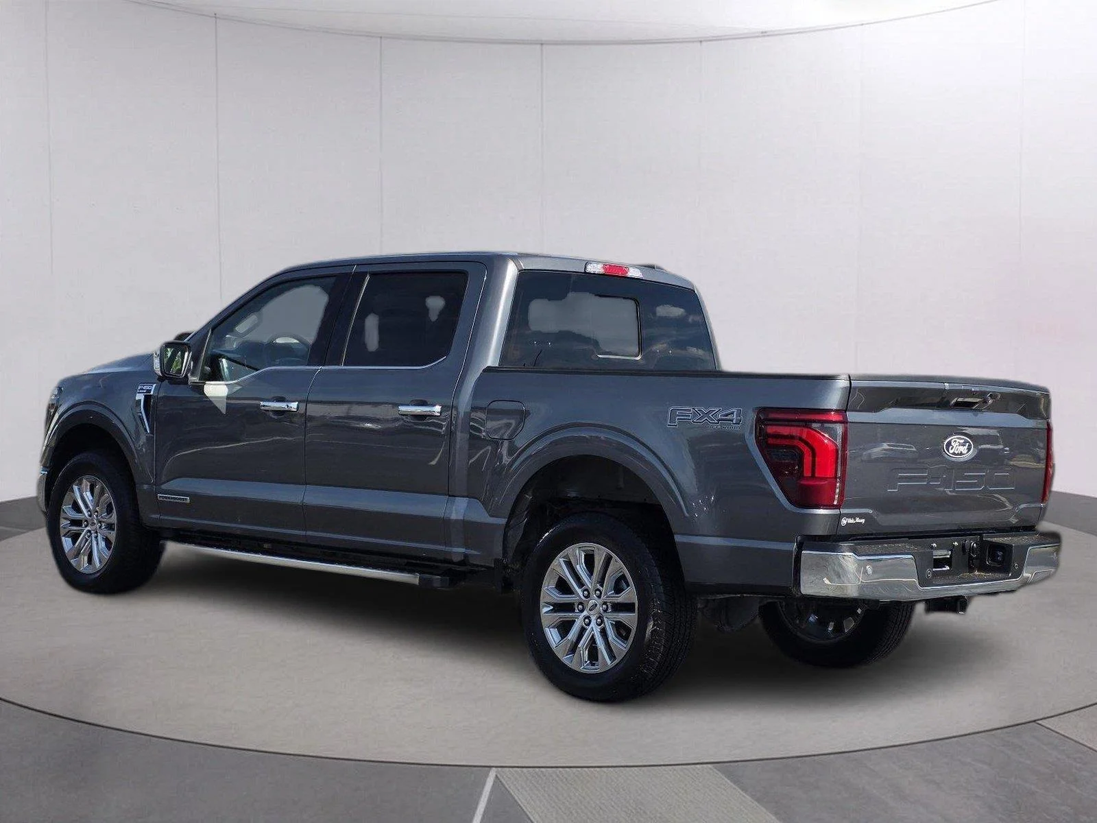 Used 2025 Carbonized Gray Ford LARIAT image 7