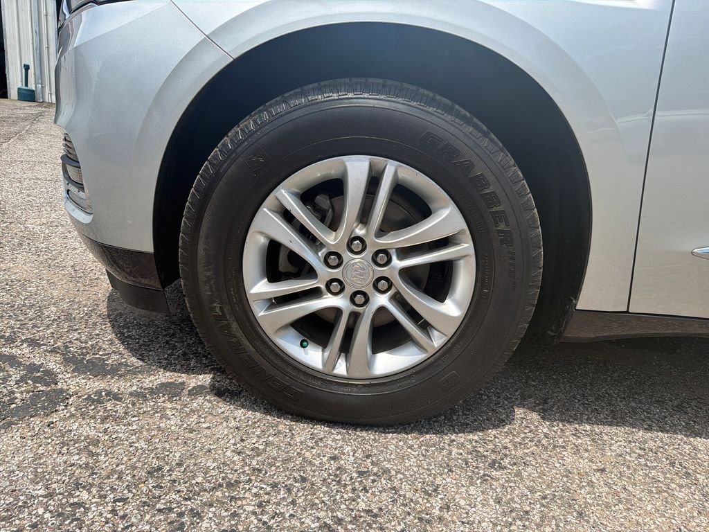 Used 2020 Silver Buick Essence image 10