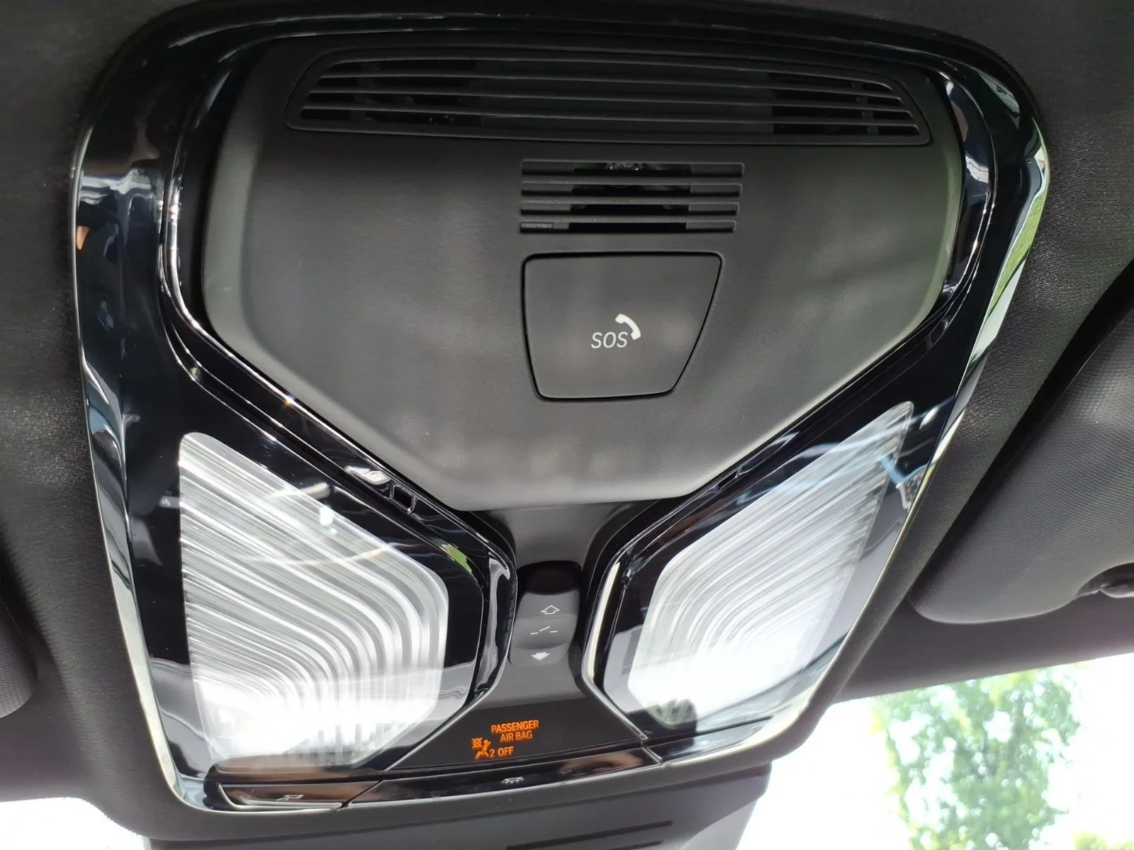 Used 2026  BMW sDrive40i image 23