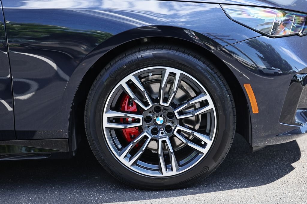 2027 BMW 5 Series 530i - Photo 4