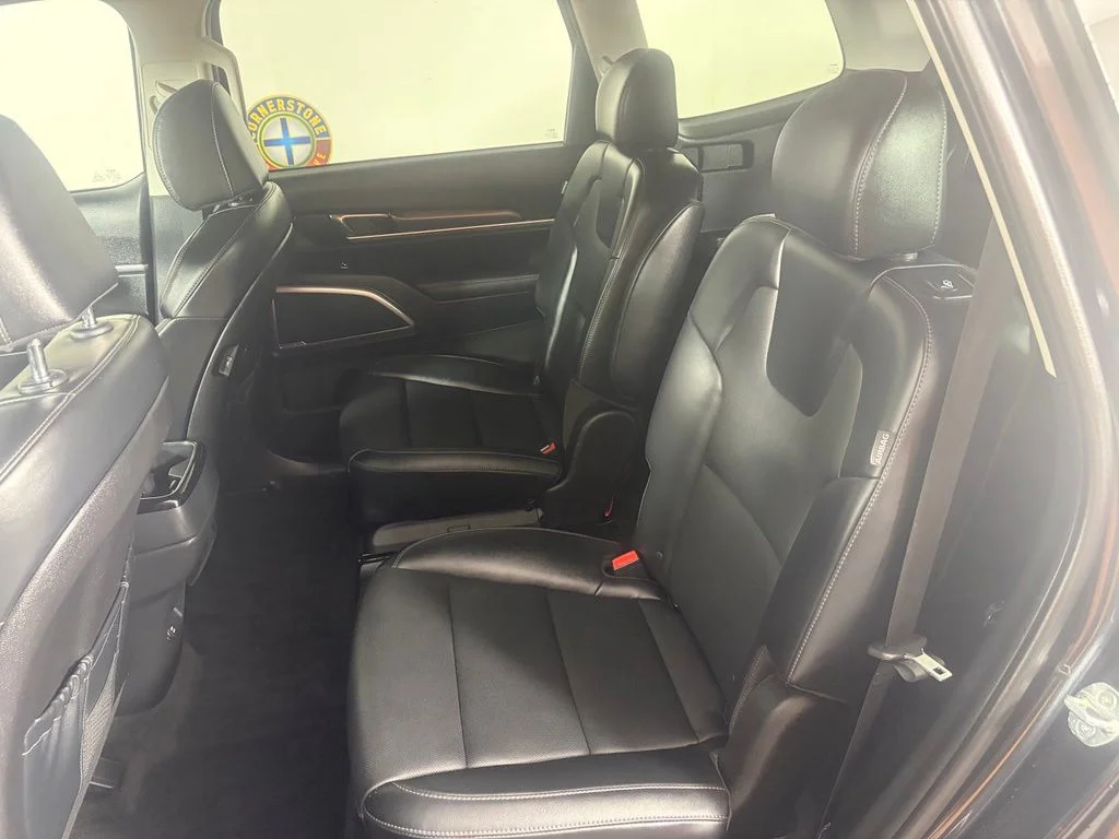 2024 Kia Telluride S - Photo 15