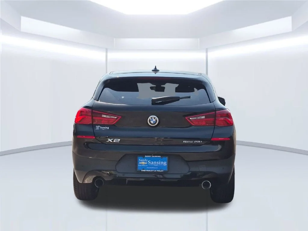 Used 2018 Black BMW sDrive28i image 5