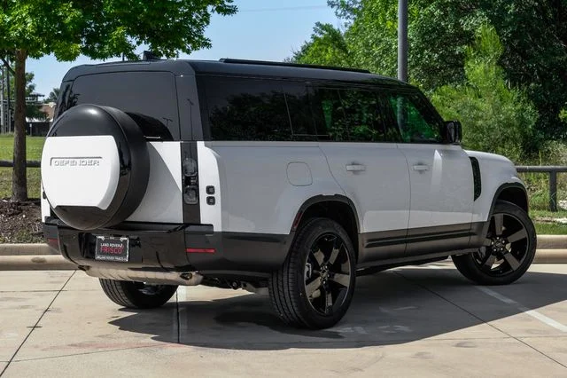 New 2026 White Land Rover S image 9