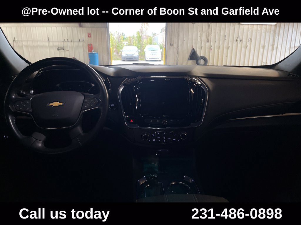 Used 2022 MOSAIC BLACK METALLIC Chevrolet LT Leather image 17