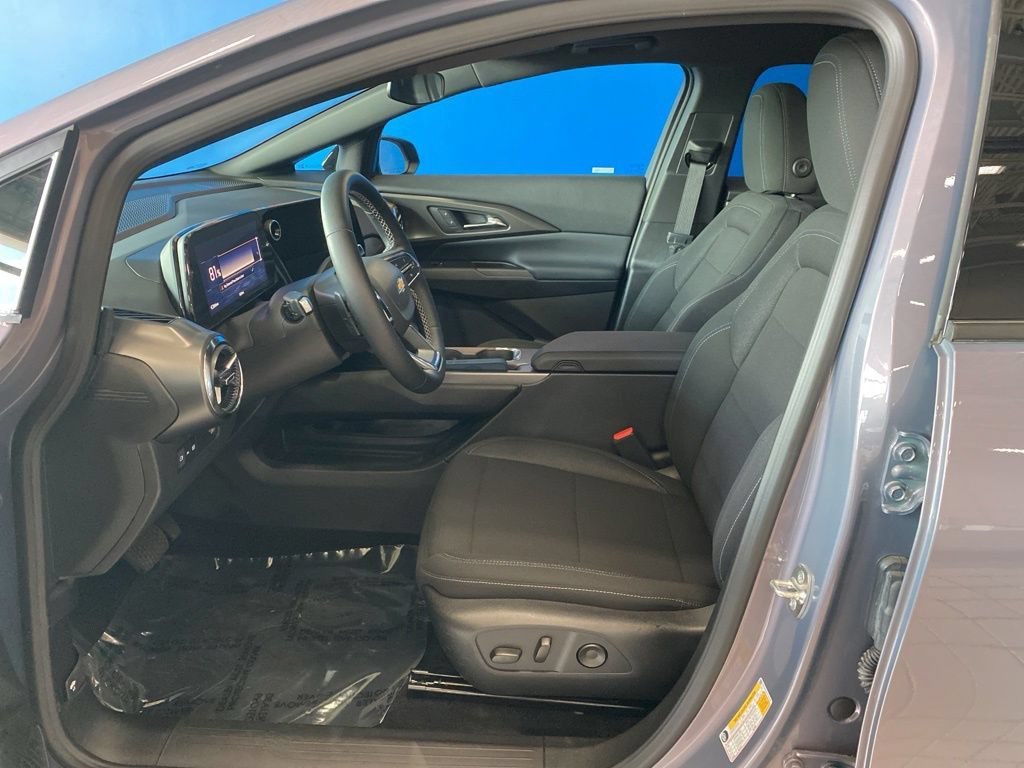 2026 Chevrolet Equinox EV 1LT - Photo 11