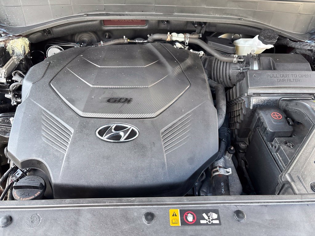 Used 2024 Red Hyundai Calligraphy image 10