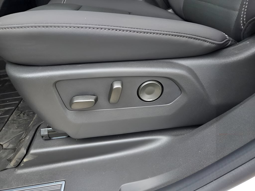 2026 GMC HUMMER EV 2X - Photo 18