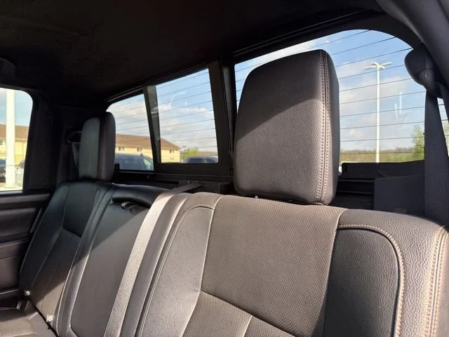 Used 2019 Magnetic Black Nissan SL image 42