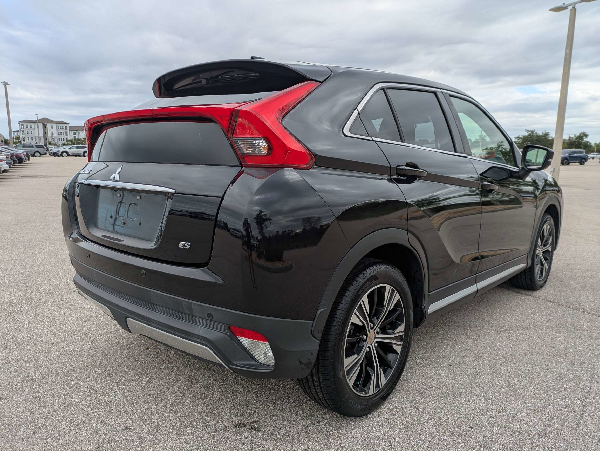 Used 2020 Tarmac Black Metallic Mitsubishi SE image 5
