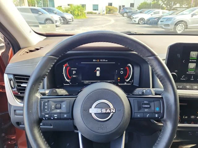 Used 2022 Orange Nissan Platinum image 25