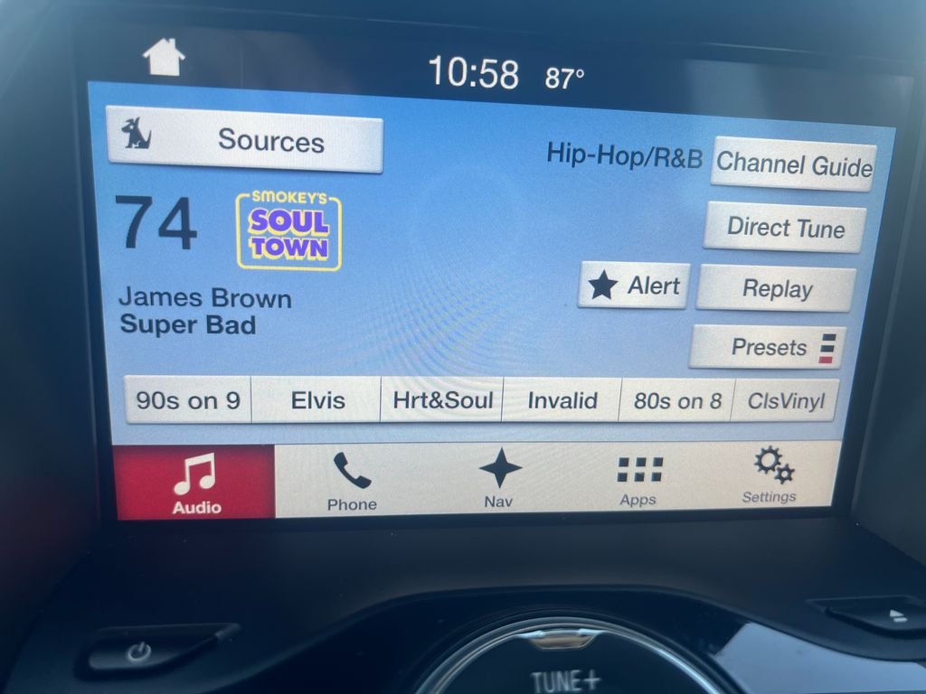 Used 2016 Blue Ford SEL image 15