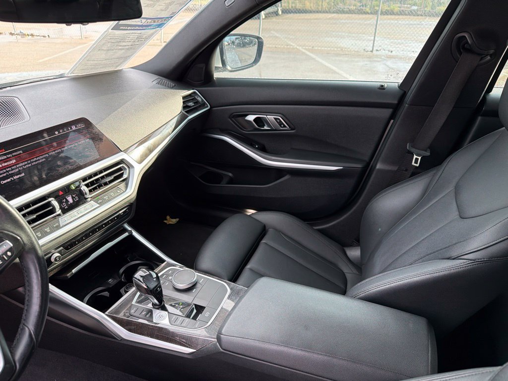 Used 2019 Silver BMW 330i image 16