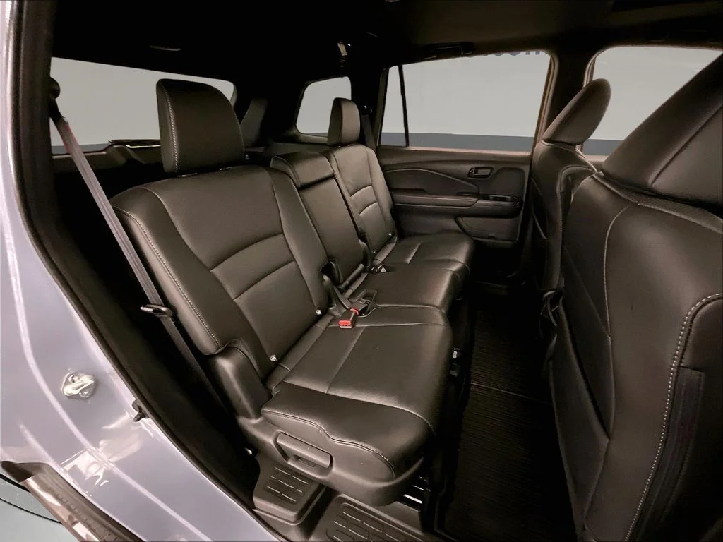 Used 2023 Gray Honda EX-L image 31