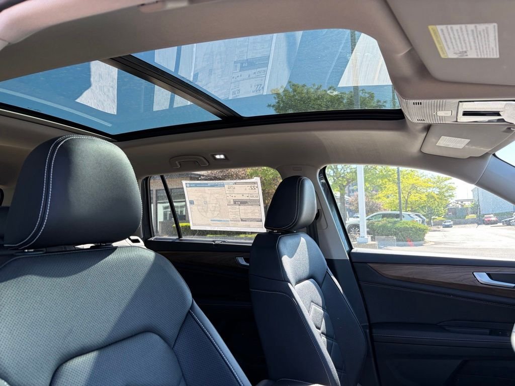 New 2026 Pure Gray Volkswagen 2.0T SE W/TECHNOLOGY image 15