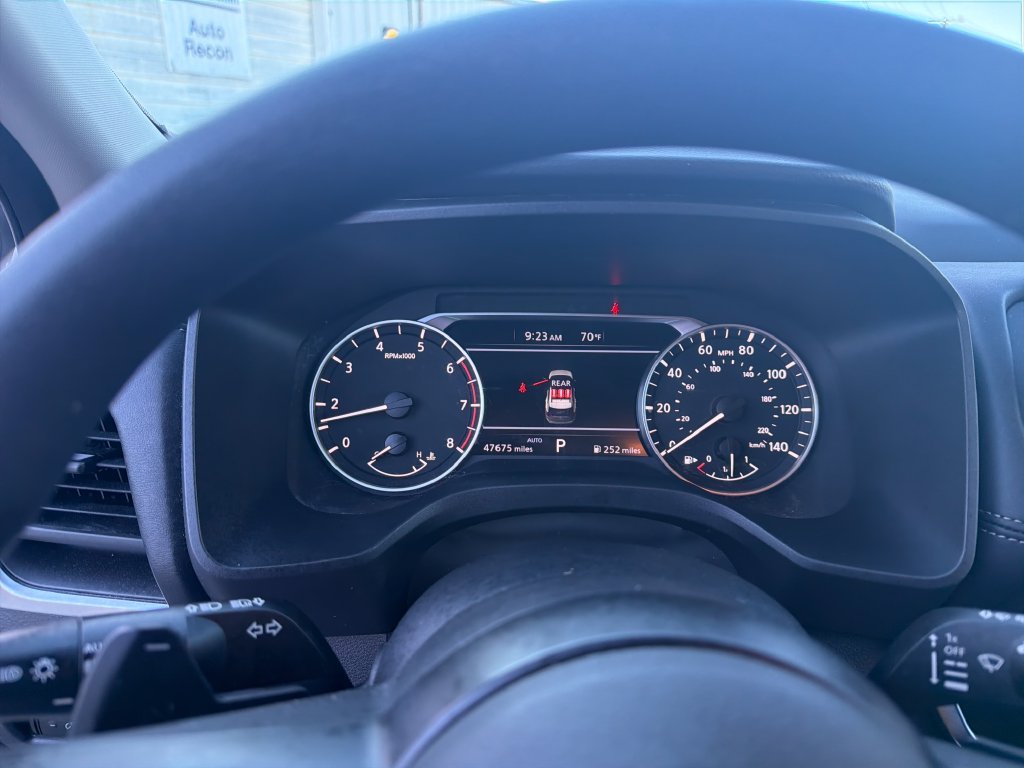 Used 2024 Silver Nissan S image 19