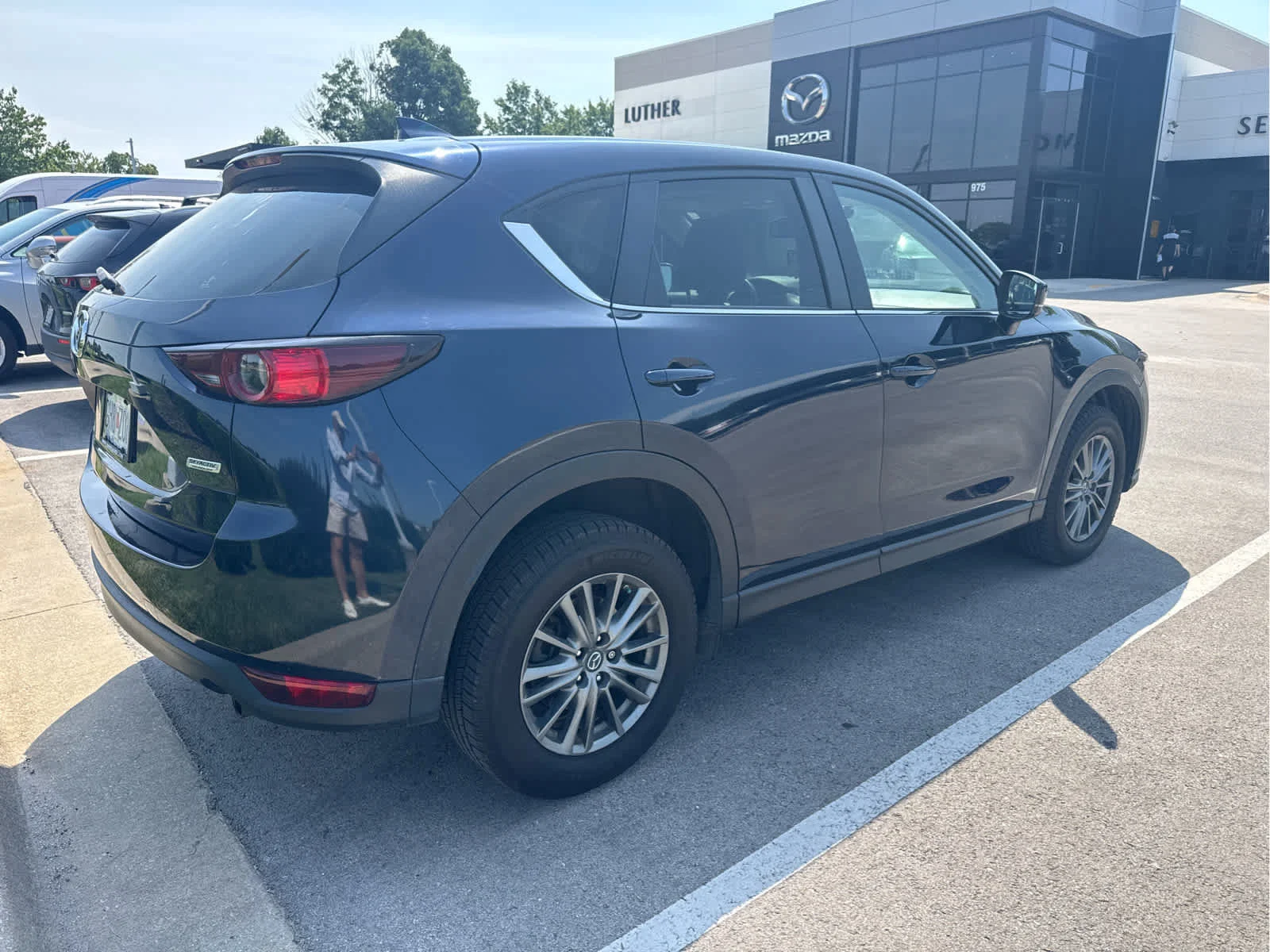 Used 2017 Deep Crystal Blue Mica Mazda Touring image 4