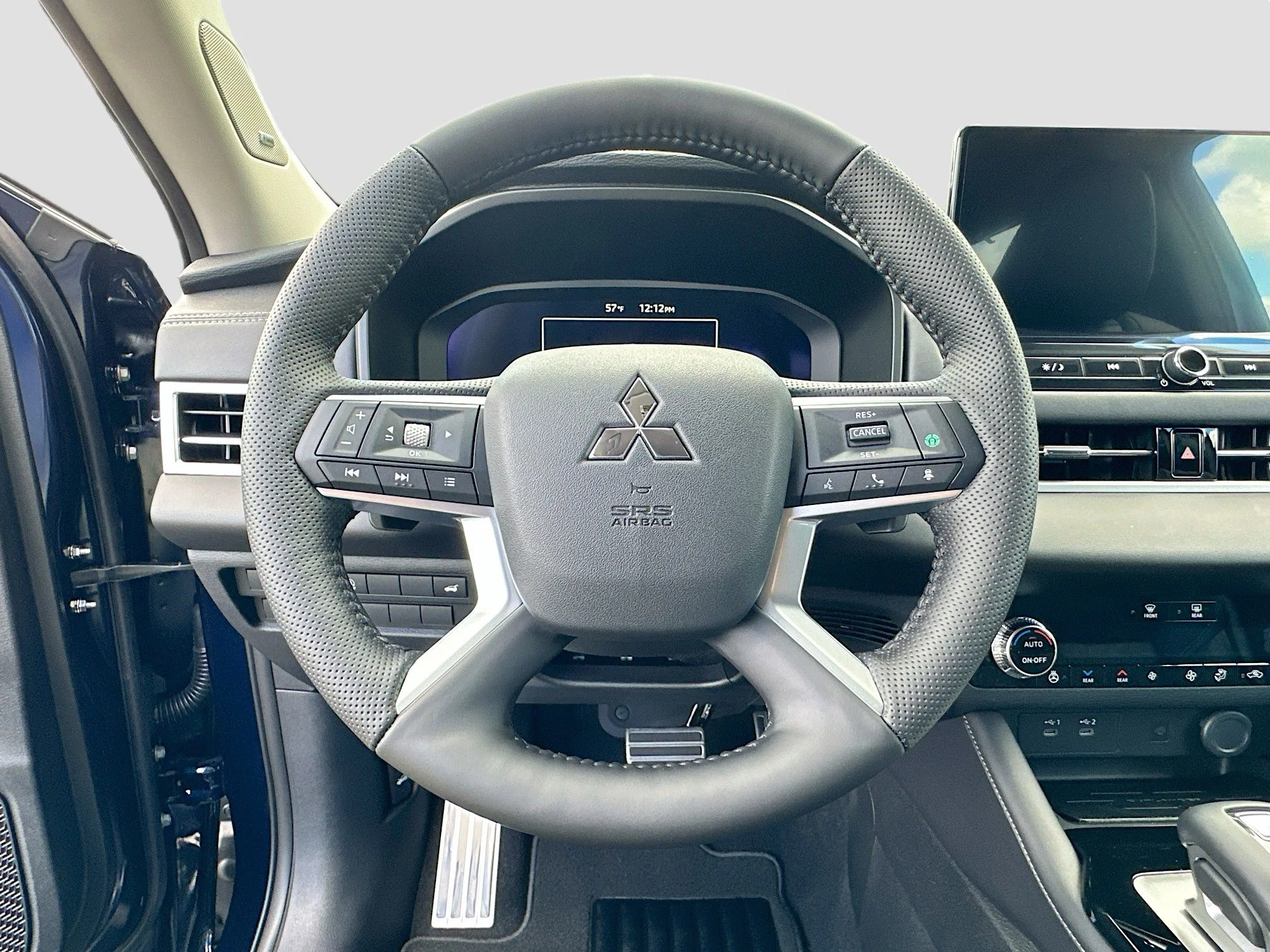 2026 Mitsubishi Outlander SEL - Photo 7
