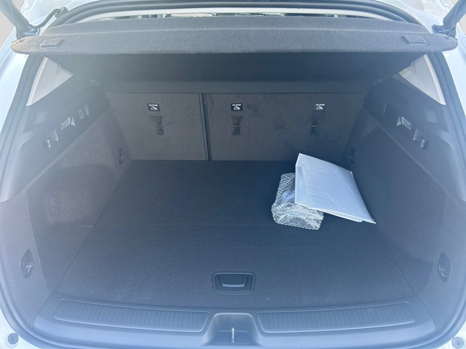 New 2026 Summit White Buick Sport Touring AWD image 10
