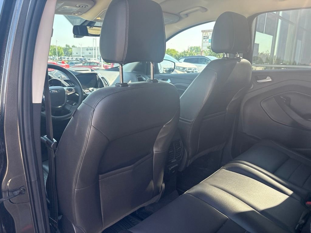 Used 2016 Magnetic Ford Titanium image 35